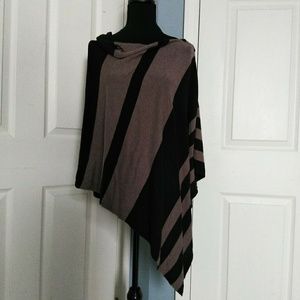 ⭐Striped Button Up Poncho⭐